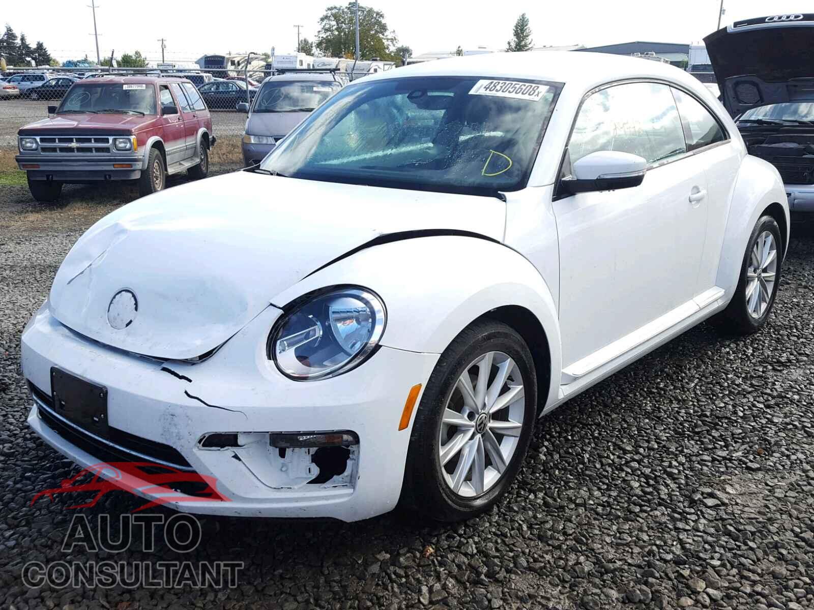 VOLKSWAGEN BEETLE 2017 - 3VWJ17ATXHM625840