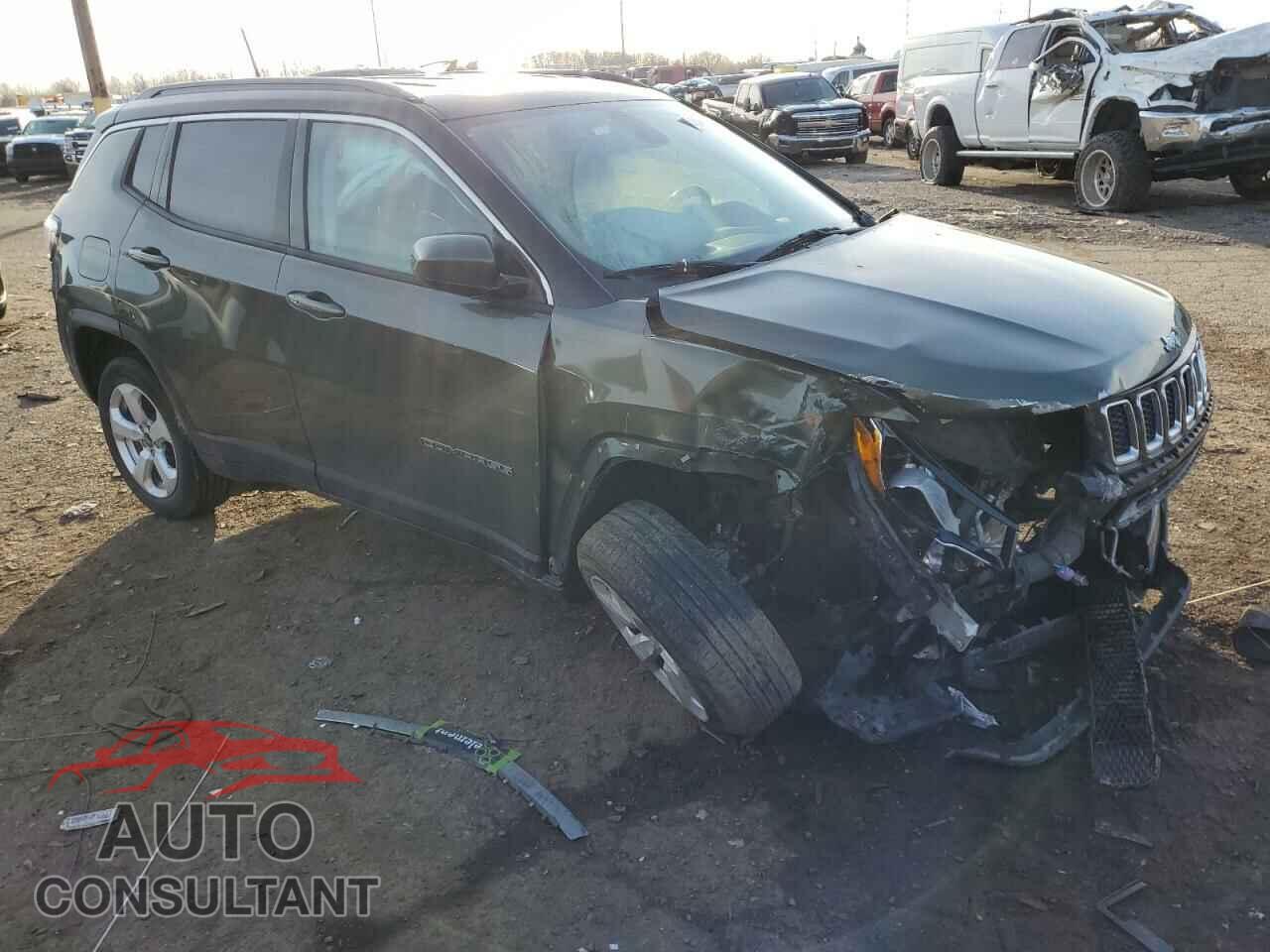 JEEP COMPASS 2018 - 3C4NJDBB7JT230468