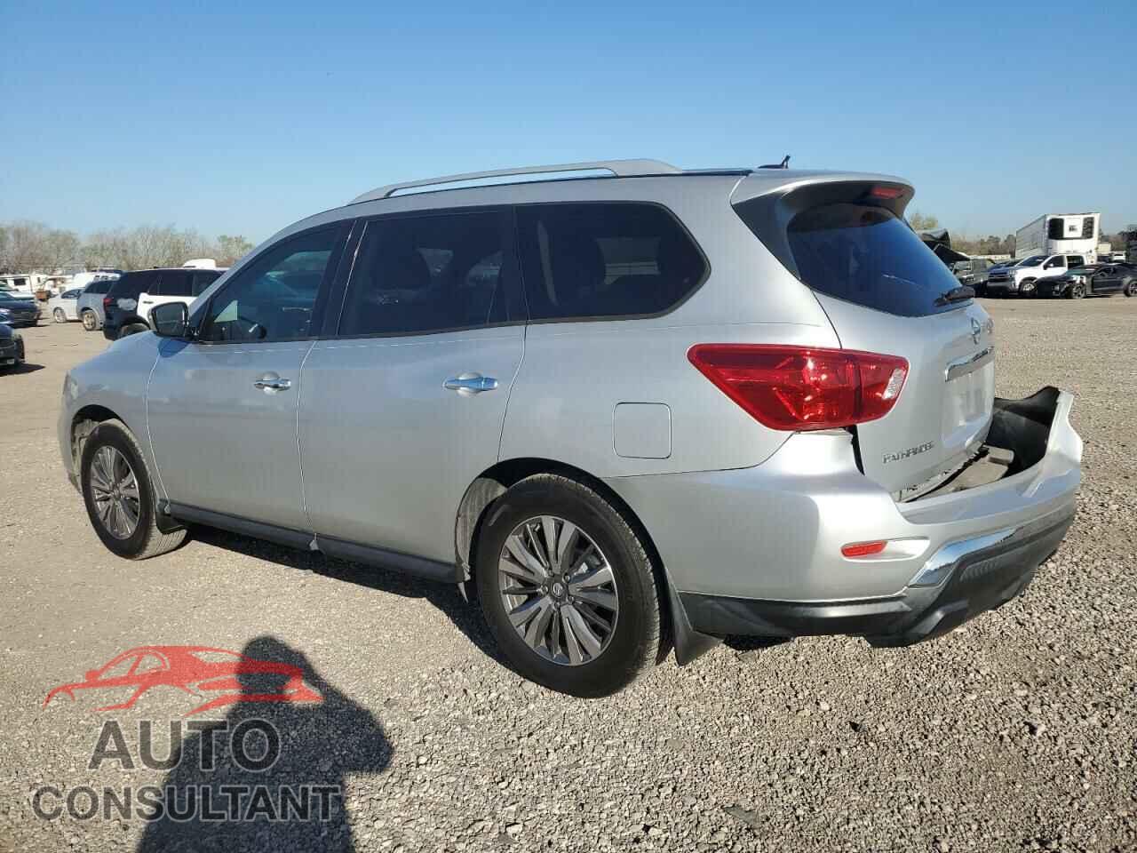 NISSAN PATHFINDER 2017 - 5N1DR2MN2HC623151