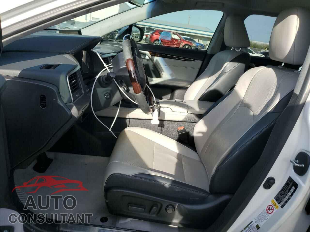 LEXUS RX350 2019 - 2T2BZMCA2KC173307
