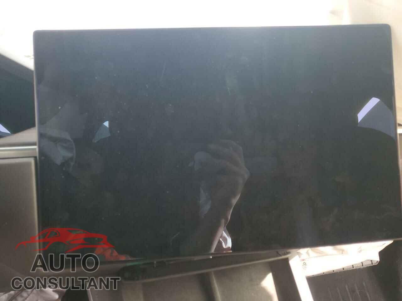 TESLA MODEL X 2024 - 7SAXCDE52RF449280