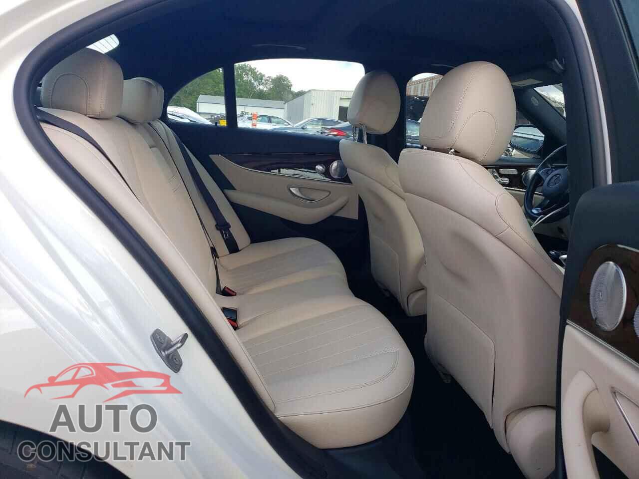 MERCEDES-BENZ E-CLASS 2017 - WDDZF4JB3HA059021