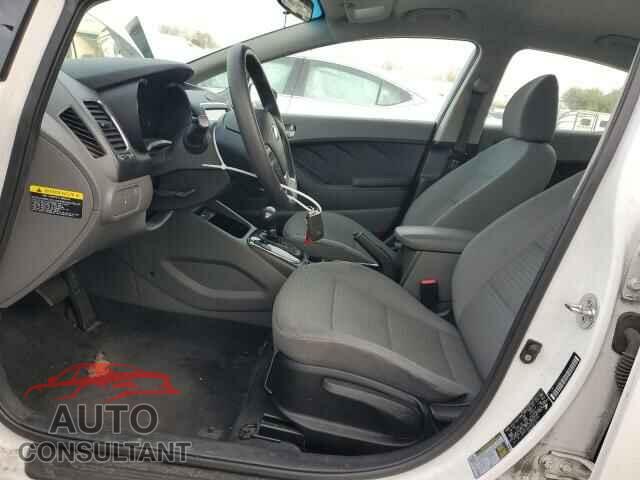 KIA FORTE 2018 - 3KPFL4A79JE253119