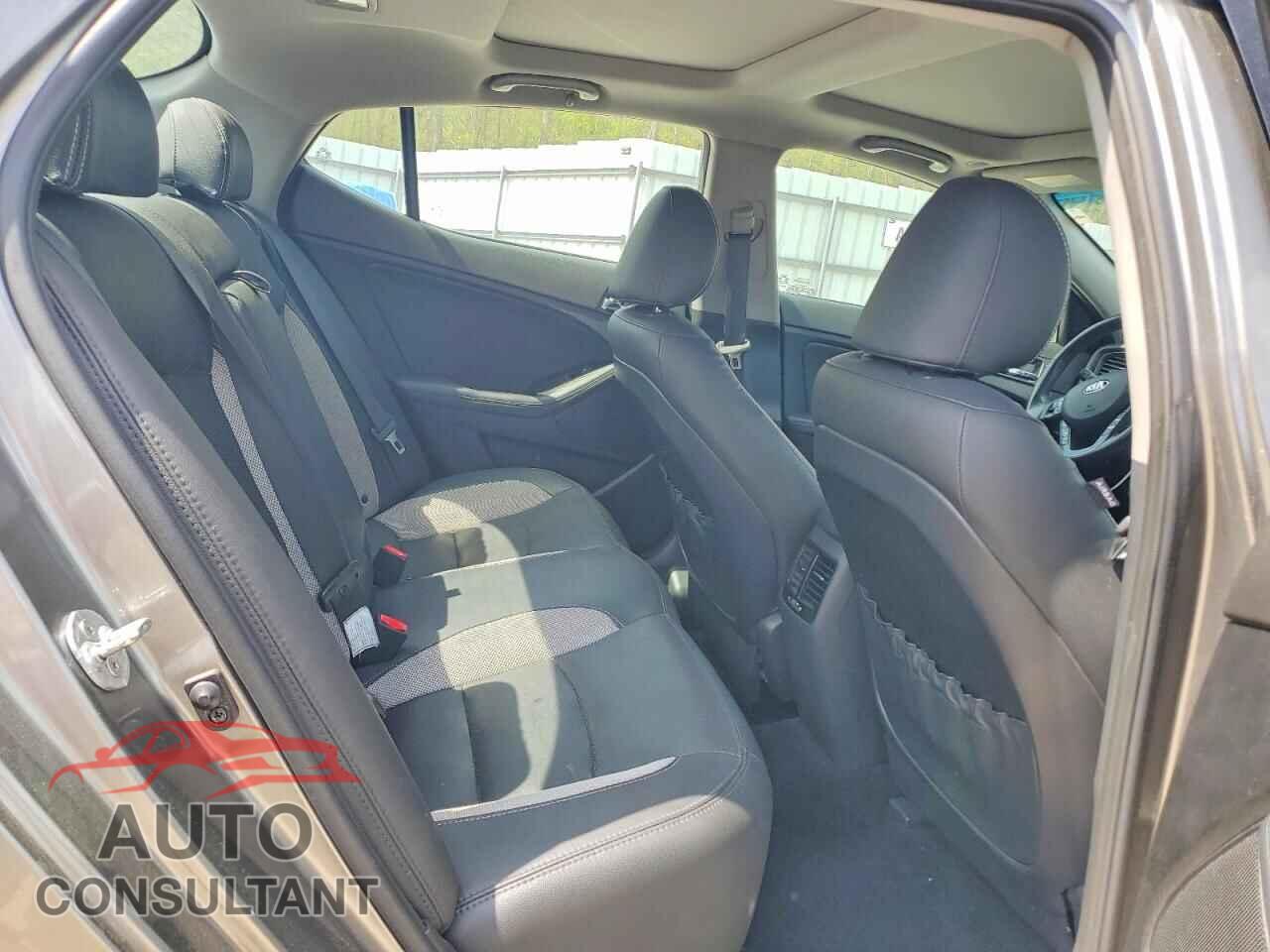 KIA OPTIMA 2013 - 5XXGR4A66DG188008