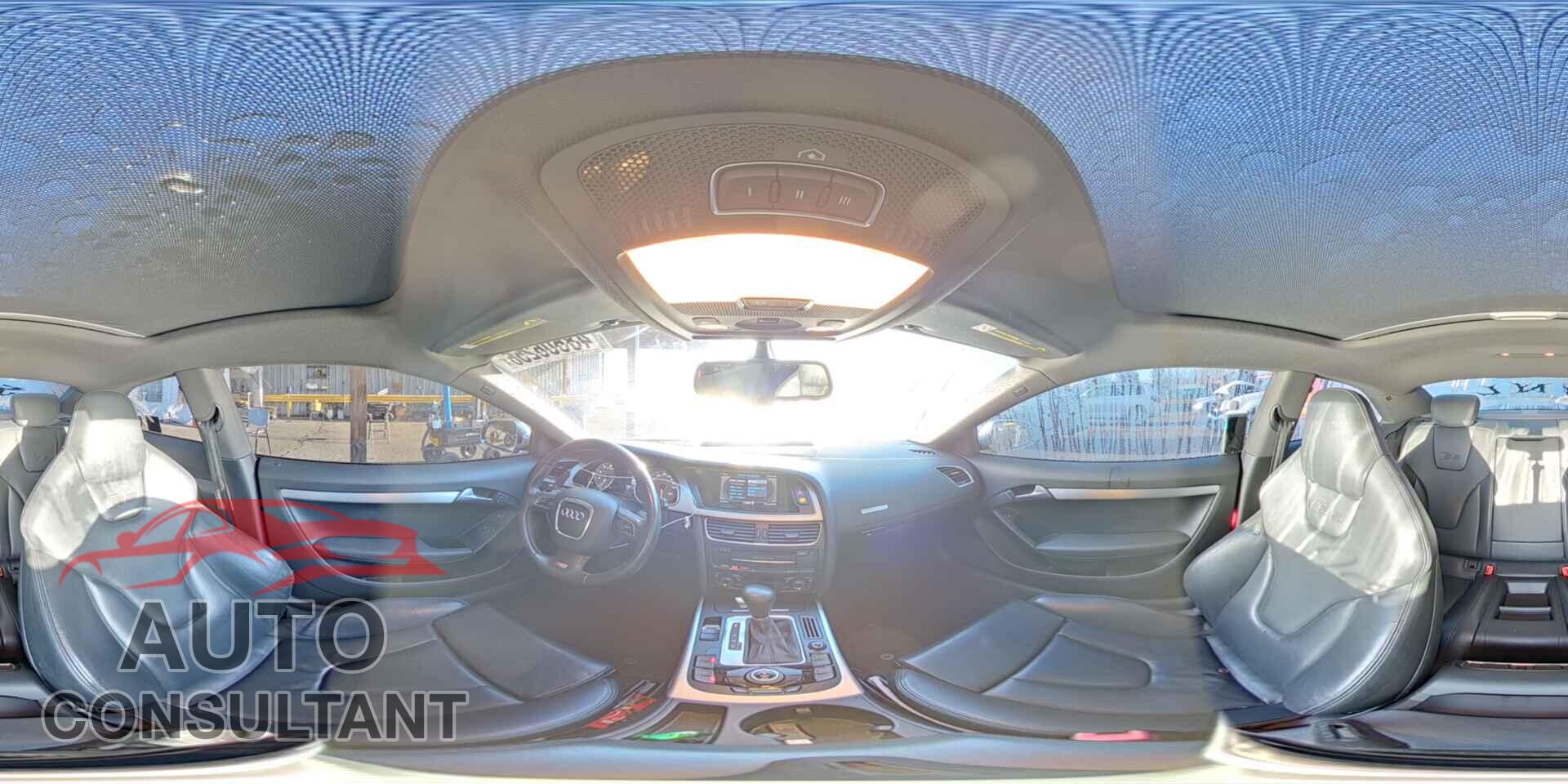 AUDI S5/RS5 2012 - WAUCVAFR3CA003917