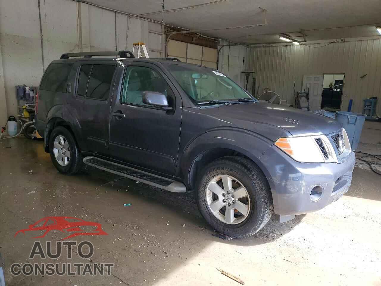 NISSAN PATHFINDER 2011 - 5N1AR1NB2BC632070