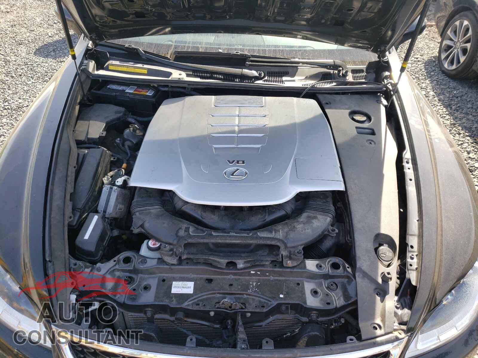LEXUS LS460 2016 - JTHCL5EF5G5026118