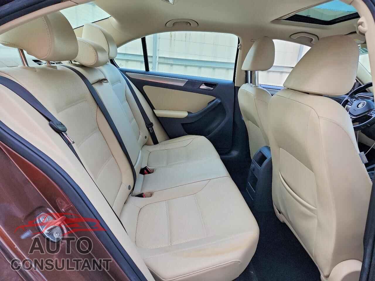 VOLKSWAGEN JETTA 2017 - 3VWDB7AJ3HM262225