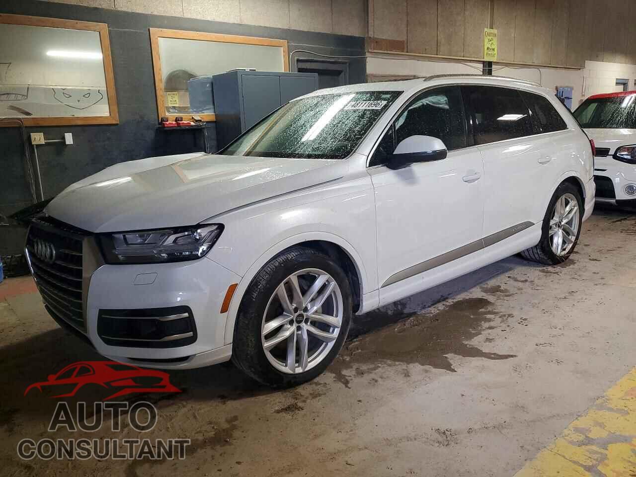AUDI Q7 2017 - WA1VAAF77HD016532