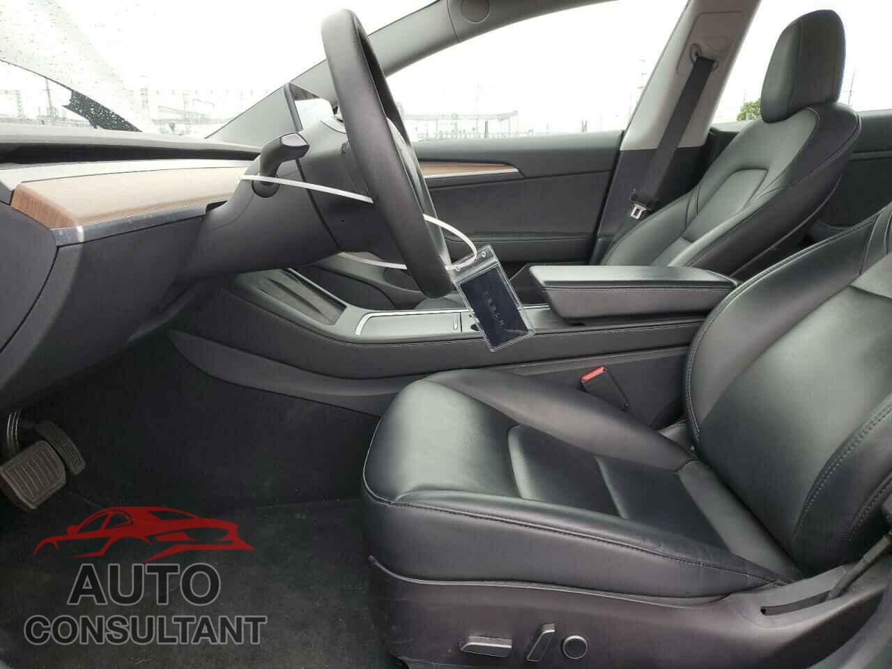 TESLA MODEL 3 2021 - 5YJ3E1EA8MF982454