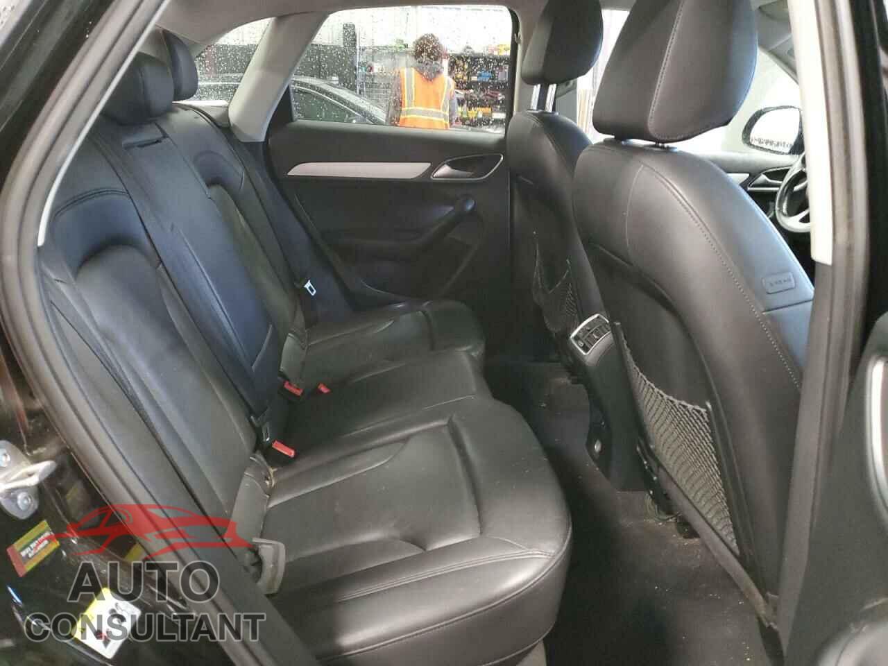 AUDI Q3 2017 - WA1ECCFS3HR015536
