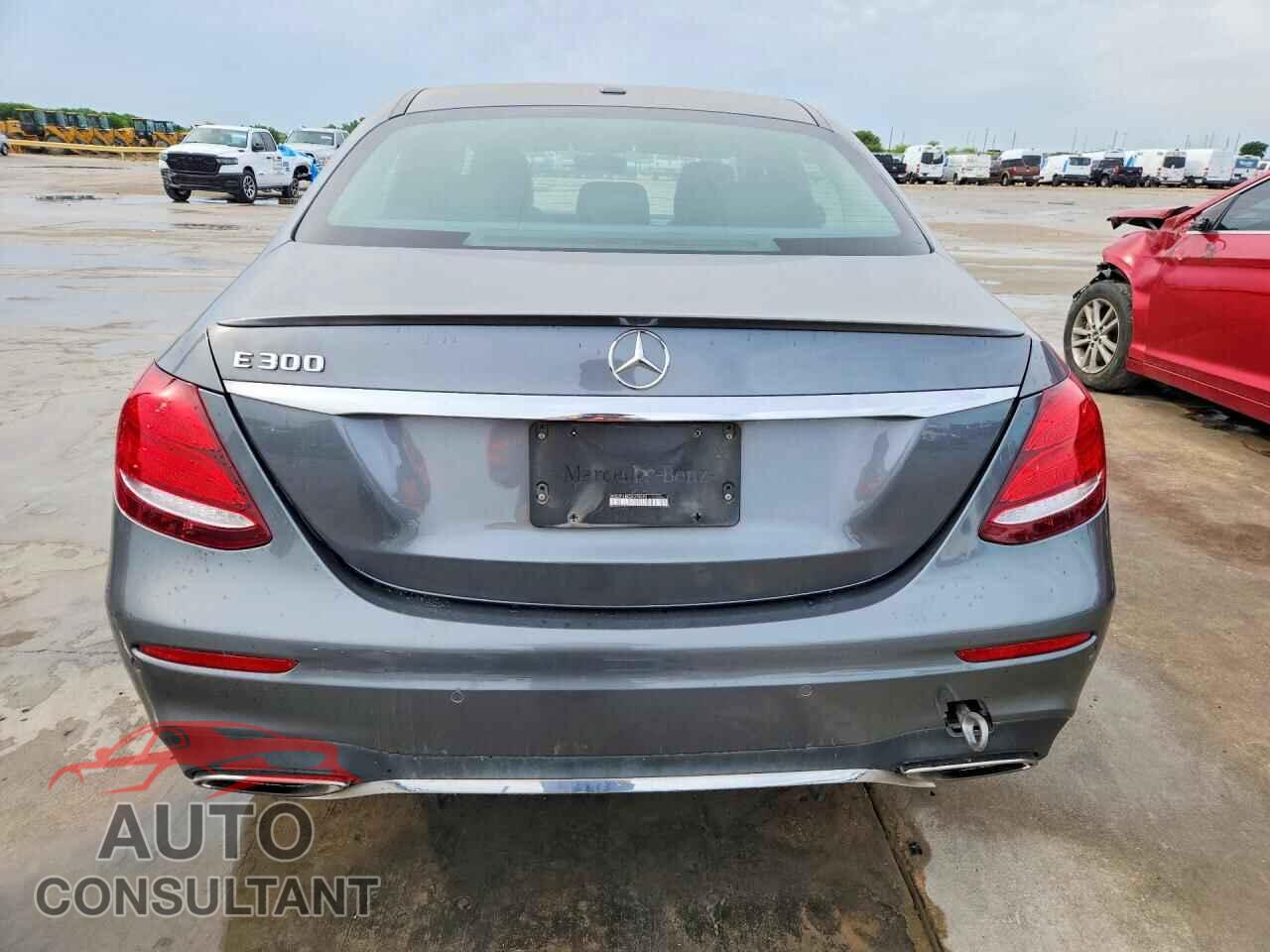 MERCEDES-BENZ E-CLASS 2018 - WDDZF4JB0JA378592