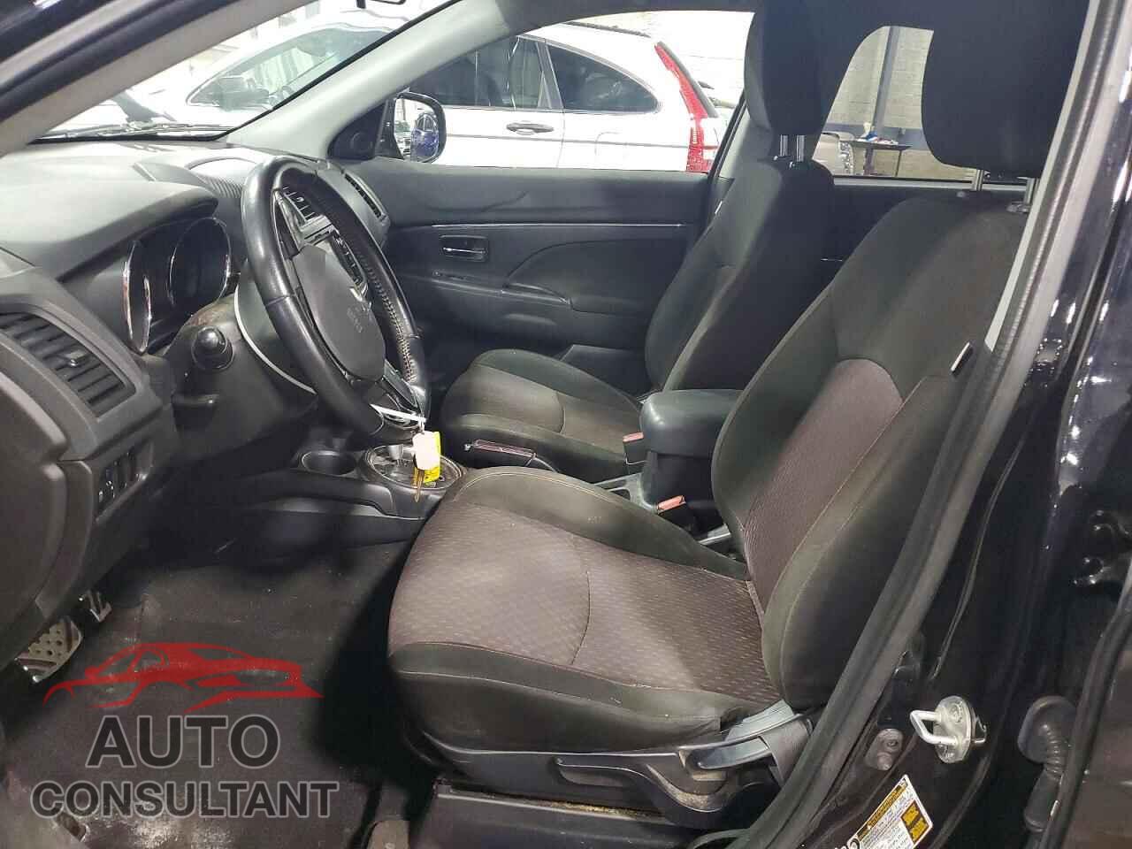 MITSUBISHI OUTLANDER 2017 - JA4AR3AU2HZ040319