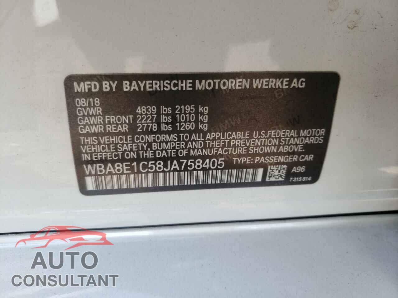 BMW 3 SERIES 2018 - WBA8E1C58JA758405