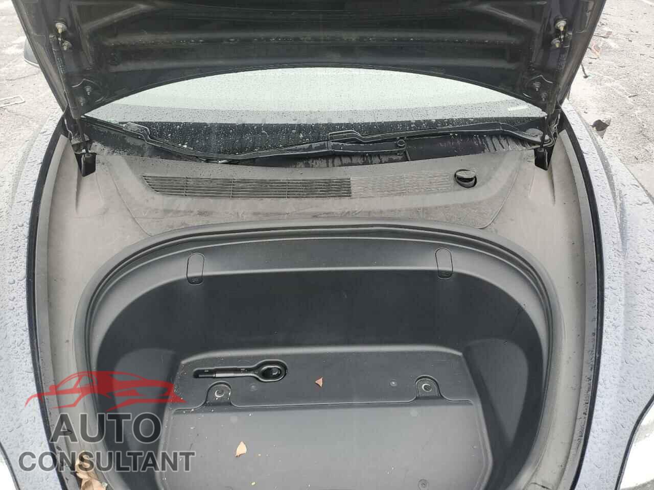 TESLA MODEL 3 2019 - 5YJ3E1EA9KF426876