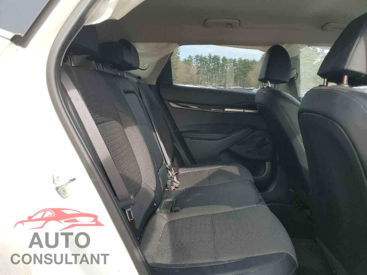 KIA SELTOS 2021 - KNDEU2AA1M7117015