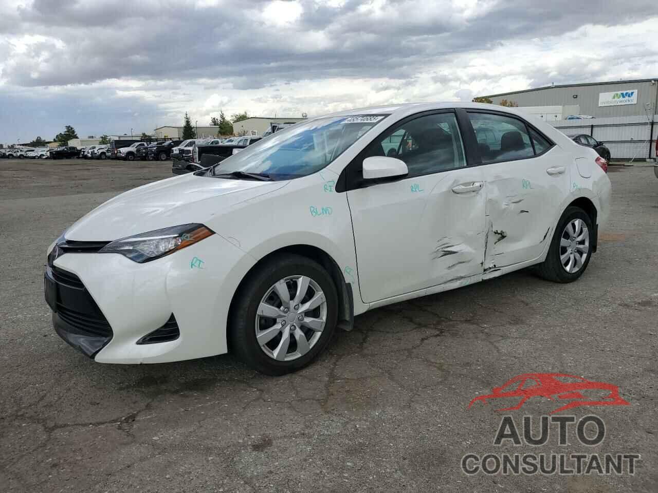 TOYOTA COROLLA 2017 - 5YFBURHE4HP630333