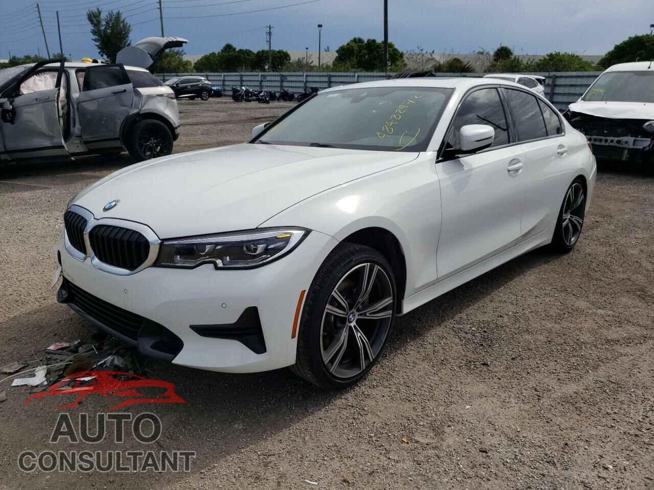 BMW 3 SERIES 2022 - 3MW5R1J02N8C25661