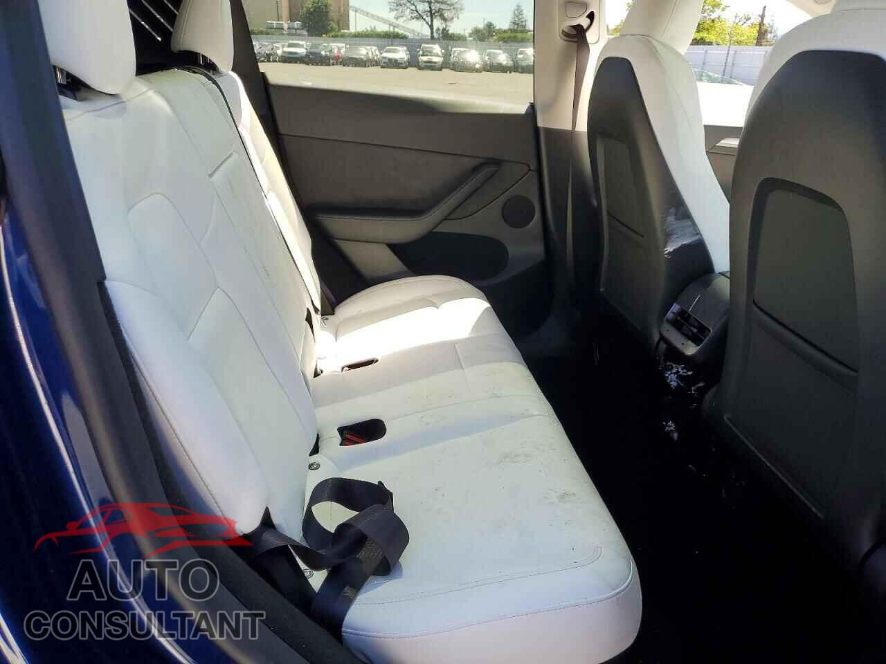 TESLA MODEL Y 2023 - 7SAYGDEE6PF939212