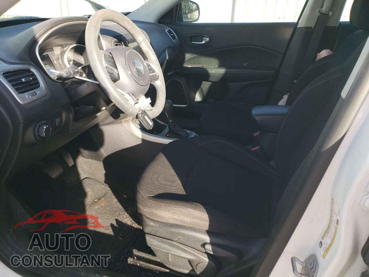 JEEP COMPASS 2021 - 3C4NJCAB5MT556012