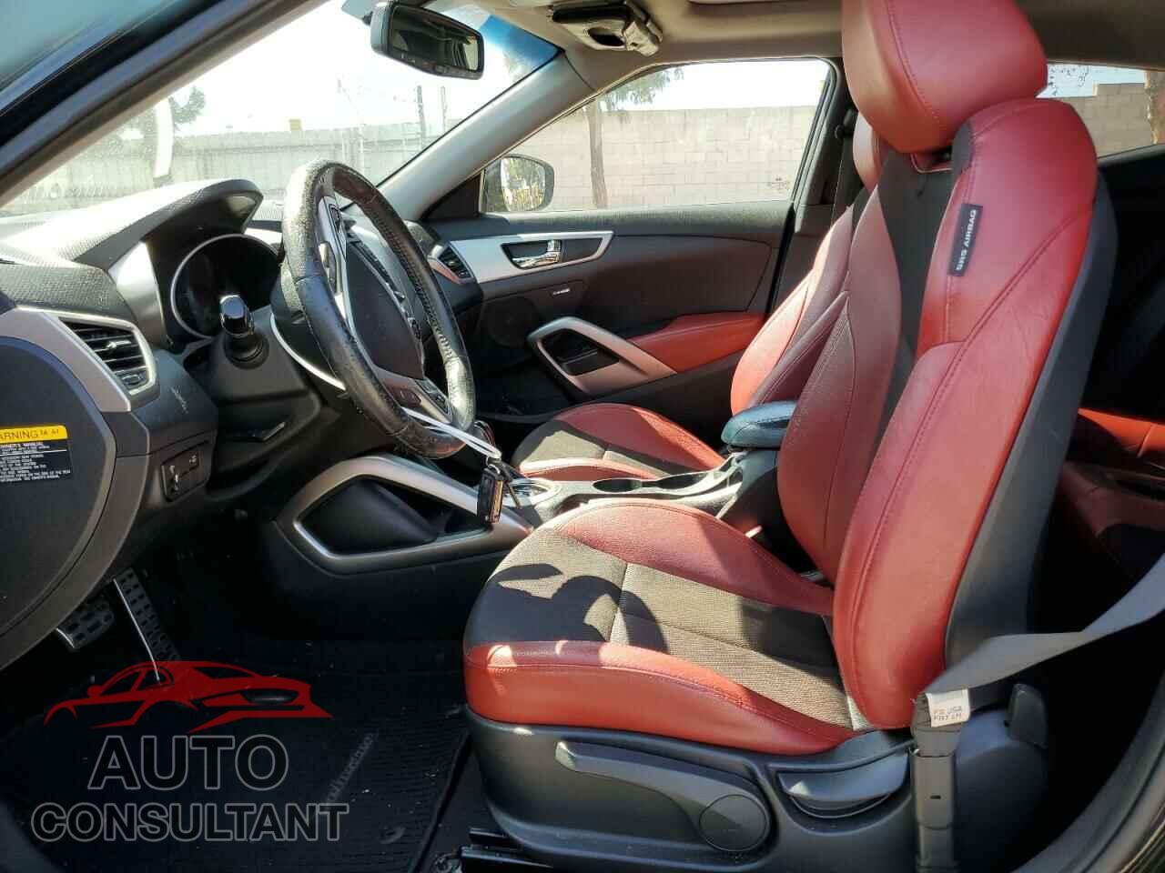 HYUNDAI VELOSTER 2013 - KMHTC6AD2DU135936