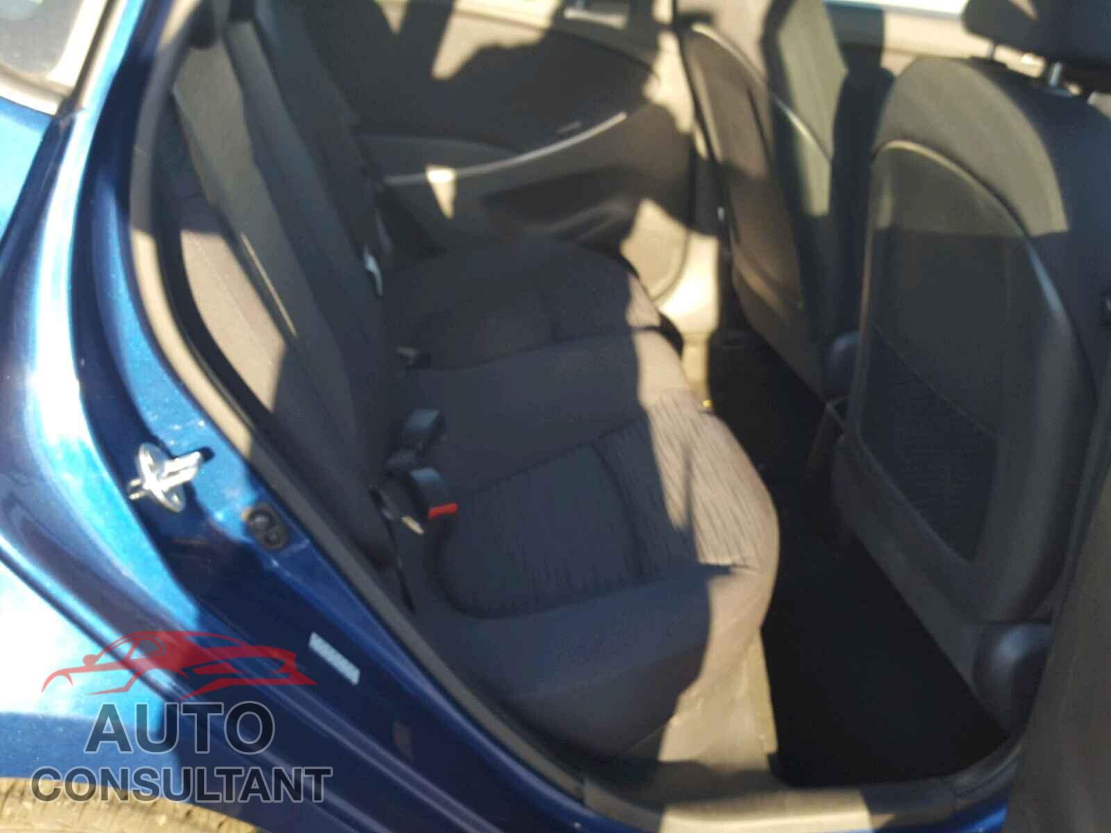 HYUNDAI ACCENT 2017 - KMHCT5AE9HU316704