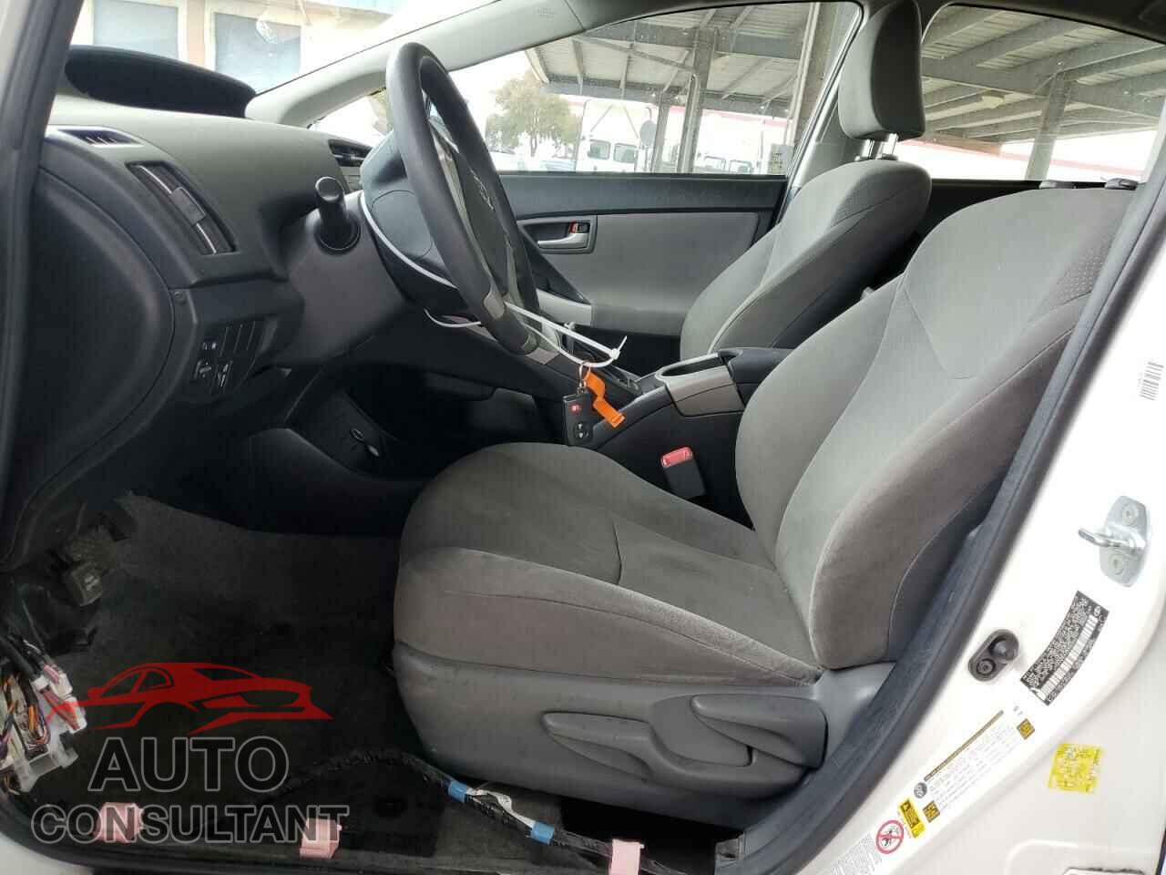 TOYOTA PRIUS 2013 - JTDKN3DU3D5646277