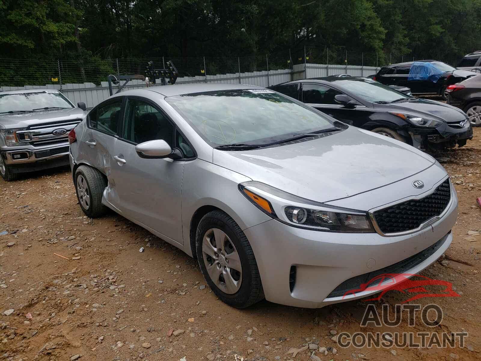 KIA FORTE 2018 - 3KPFL4A77JE179330