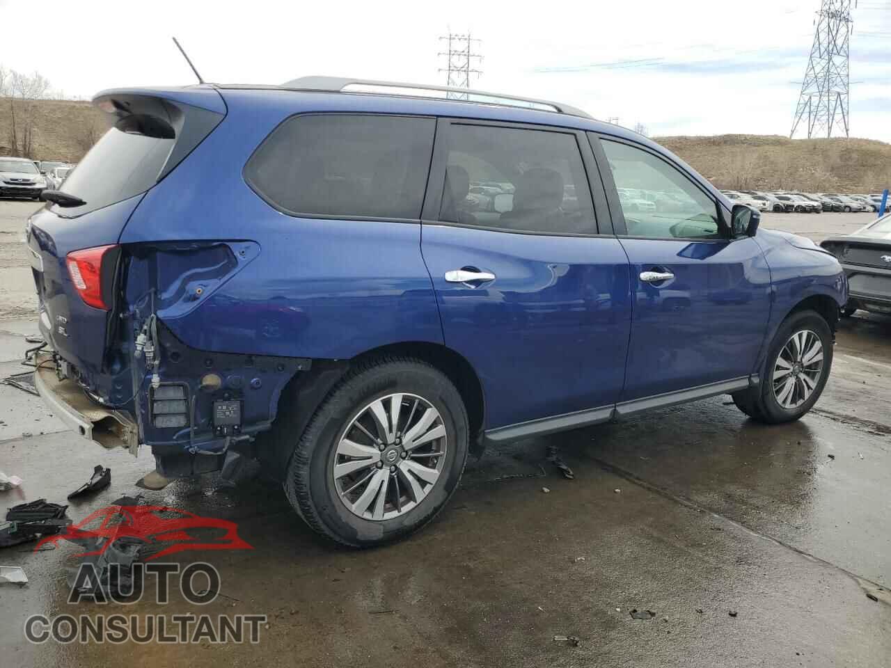 NISSAN PATHFINDER 2018 - 5N1DR2MM4JC621995