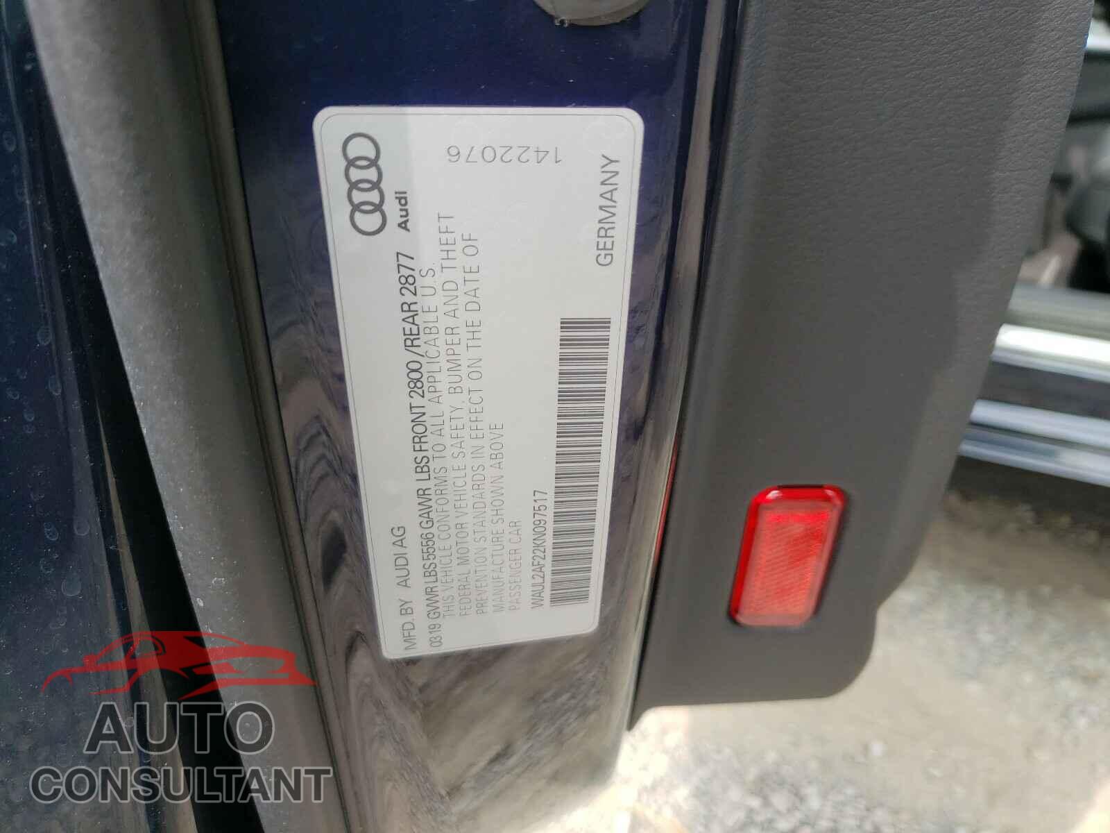 AUDI A6 2019 - WAUL2AF22KN097517