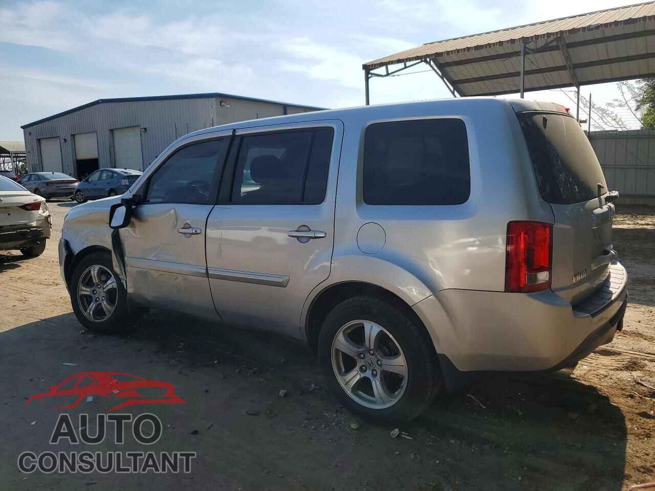 HONDA PILOT 2014 - 5FNYF3H5XEB004701