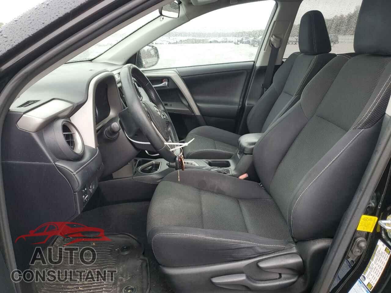 TOYOTA RAV4 2017 - 2T3RFREV5HW563339