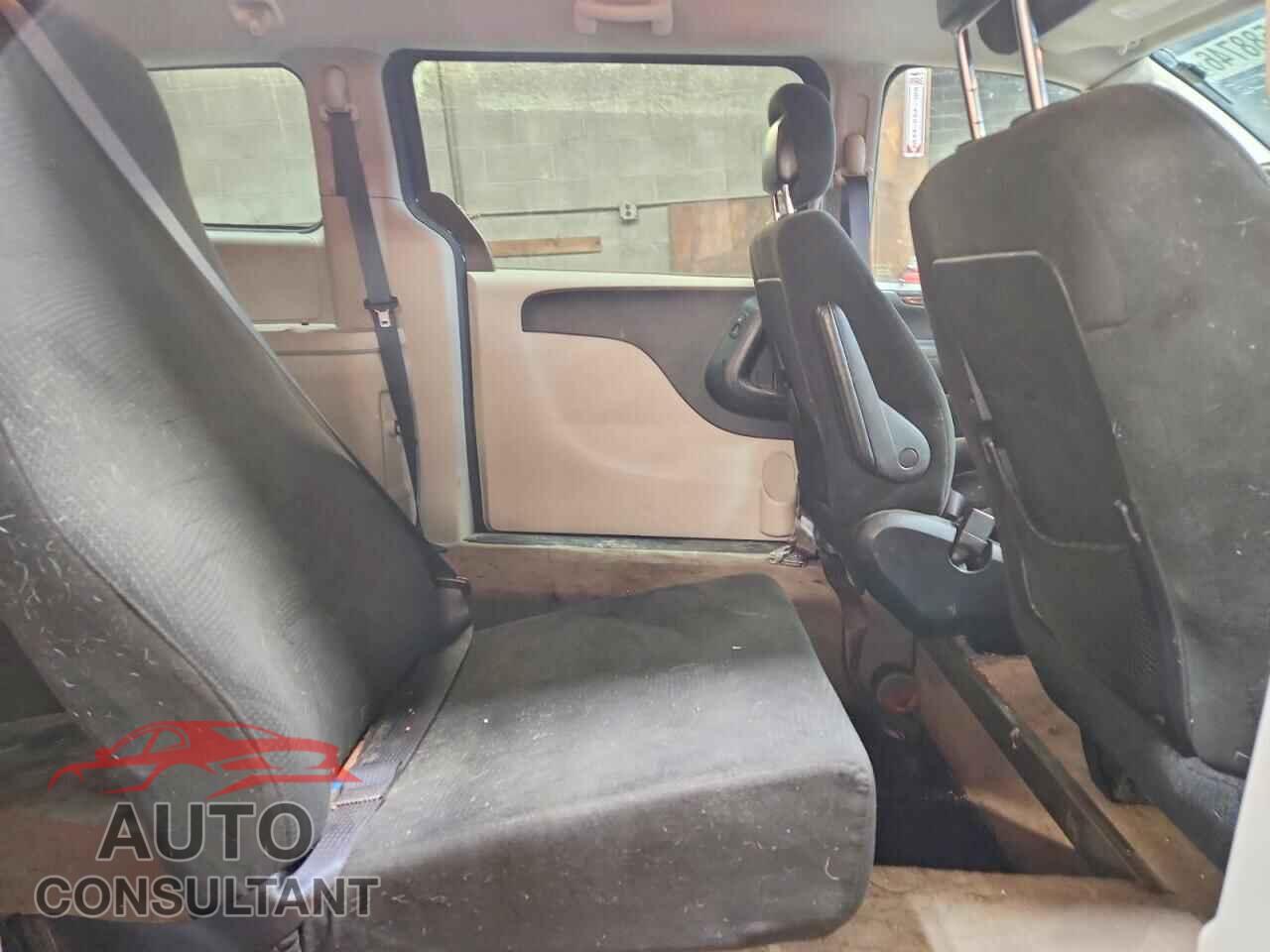DODGE CARAVAN 2015 - 2C4RDGCG8FR749074