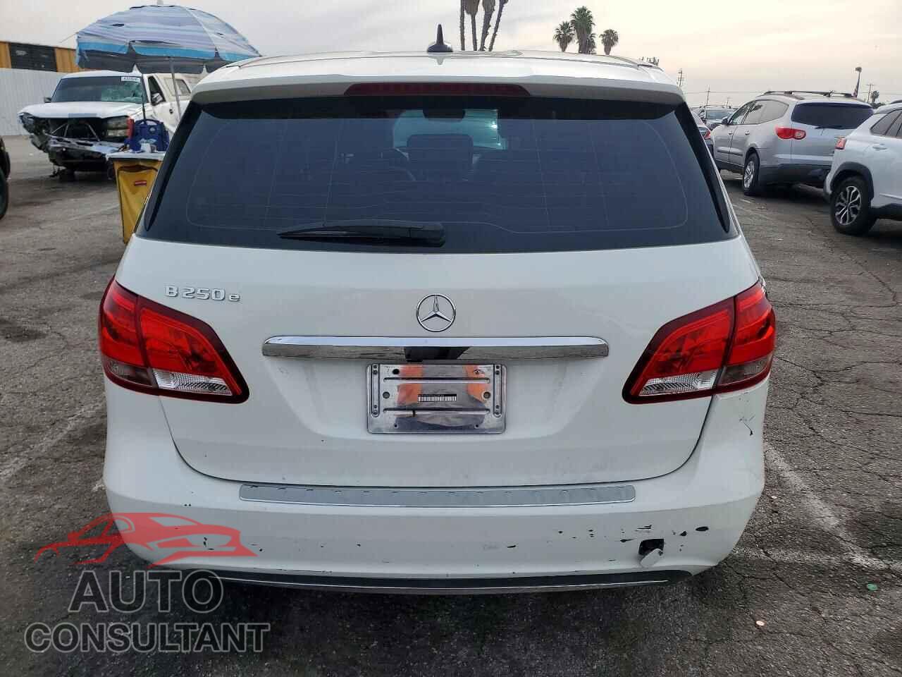 MERCEDES-BENZ B-CLASS 2017 - WDDVP9AB9HJ014786