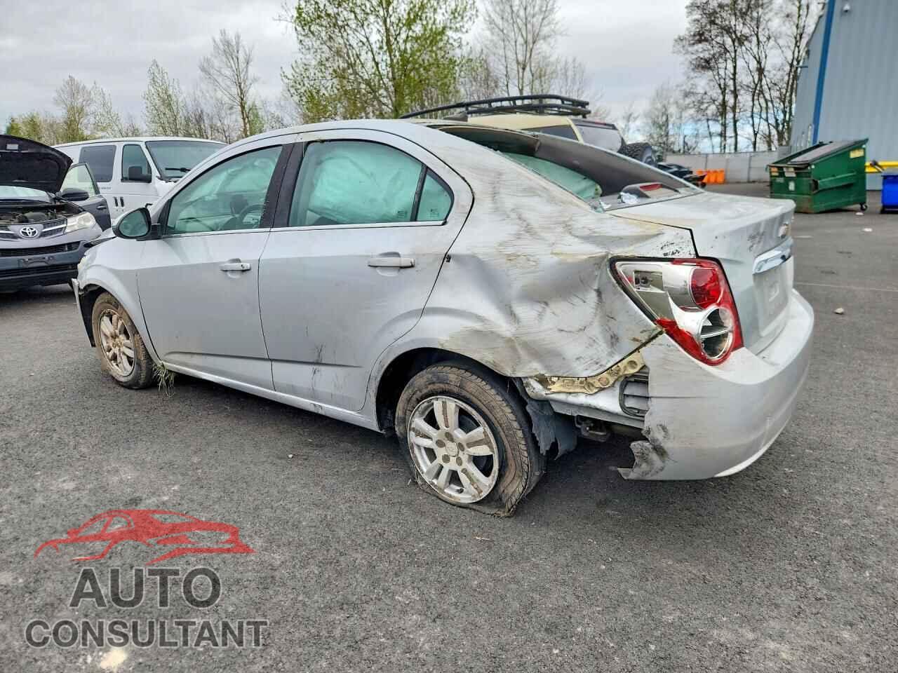CHEVROLET SONIC 2014 - 1G1JC5SH7E4227643