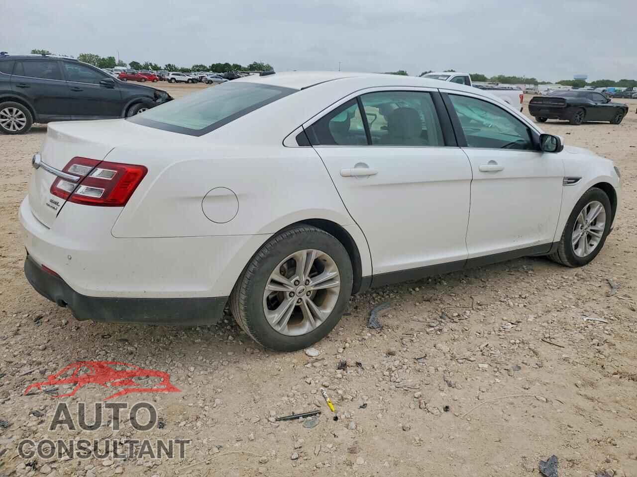 FORD TAURUS 2015 - 1FAHP2E8XFG177654