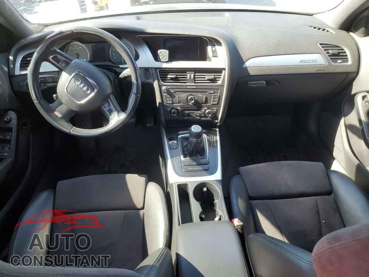 AUDI S4/RS4 2012 - WAUDGAFL6CA111717