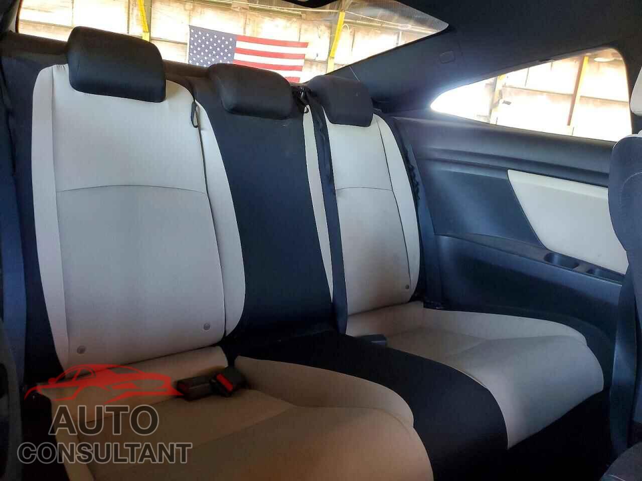 HONDA CIVIC 2016 - 2HGFC3B32GH352580