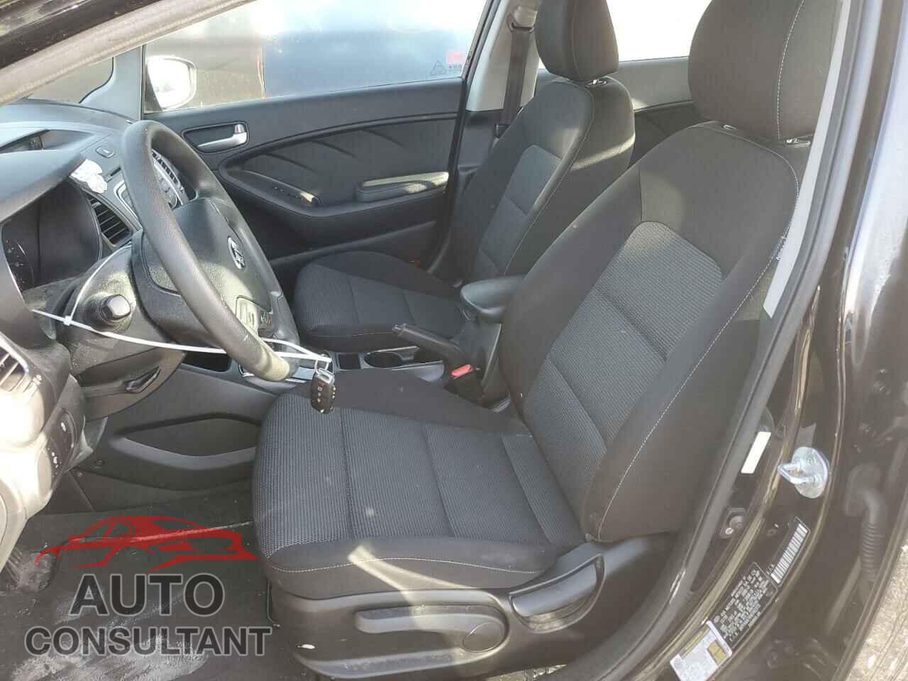 KIA FORTE 2017 - 3KPFK4A7XHE092373