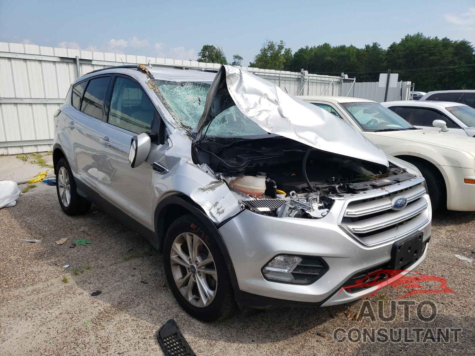 FORD ESCAPE 2017 - 1FMCU9GD0HUE42291