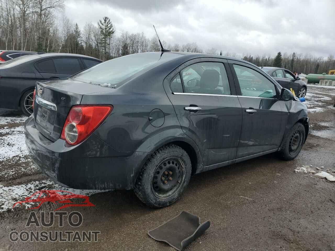 CHEVROLET SONIC 2014 - 1G1JC5SH4E4221251