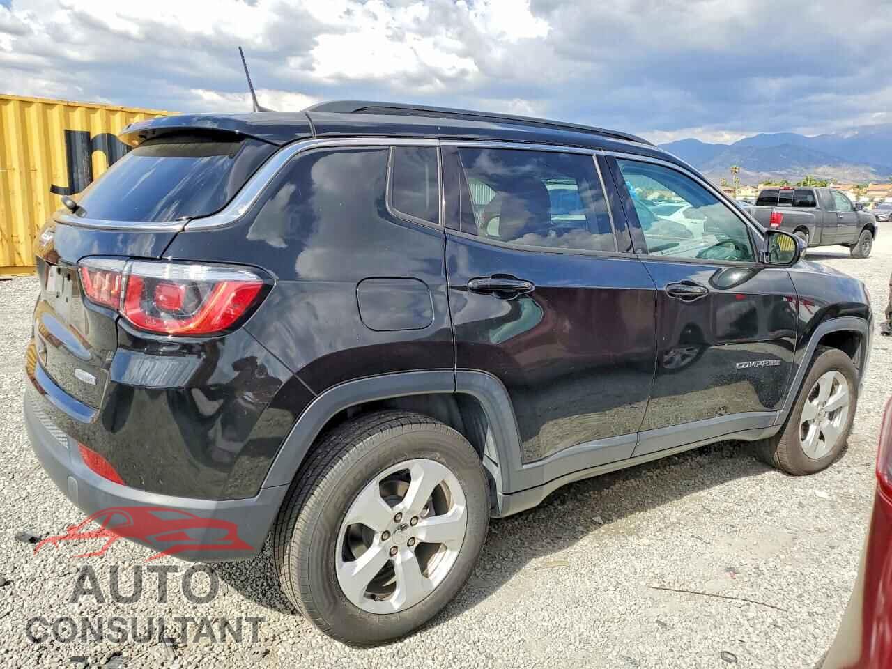 JEEP COMPASS 2018 - 3C4NJDBB9JT413788