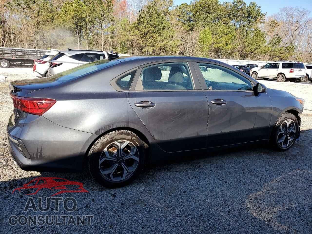 KIA FORTE 2021 - 3KPF24AD8ME348025