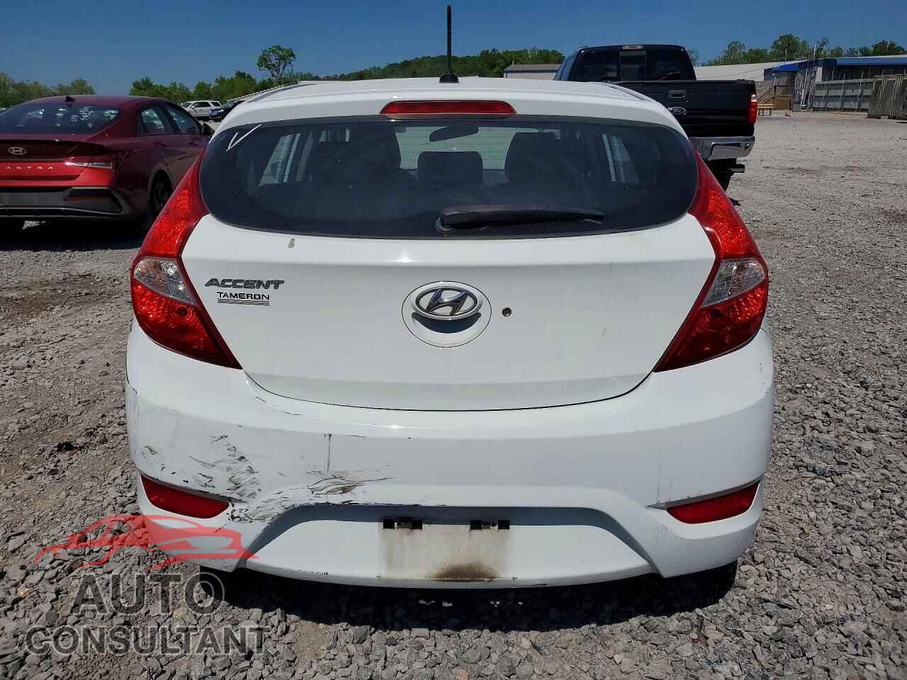 HYUNDAI ACCENT 2015 - KMHCT5AE7FU217280