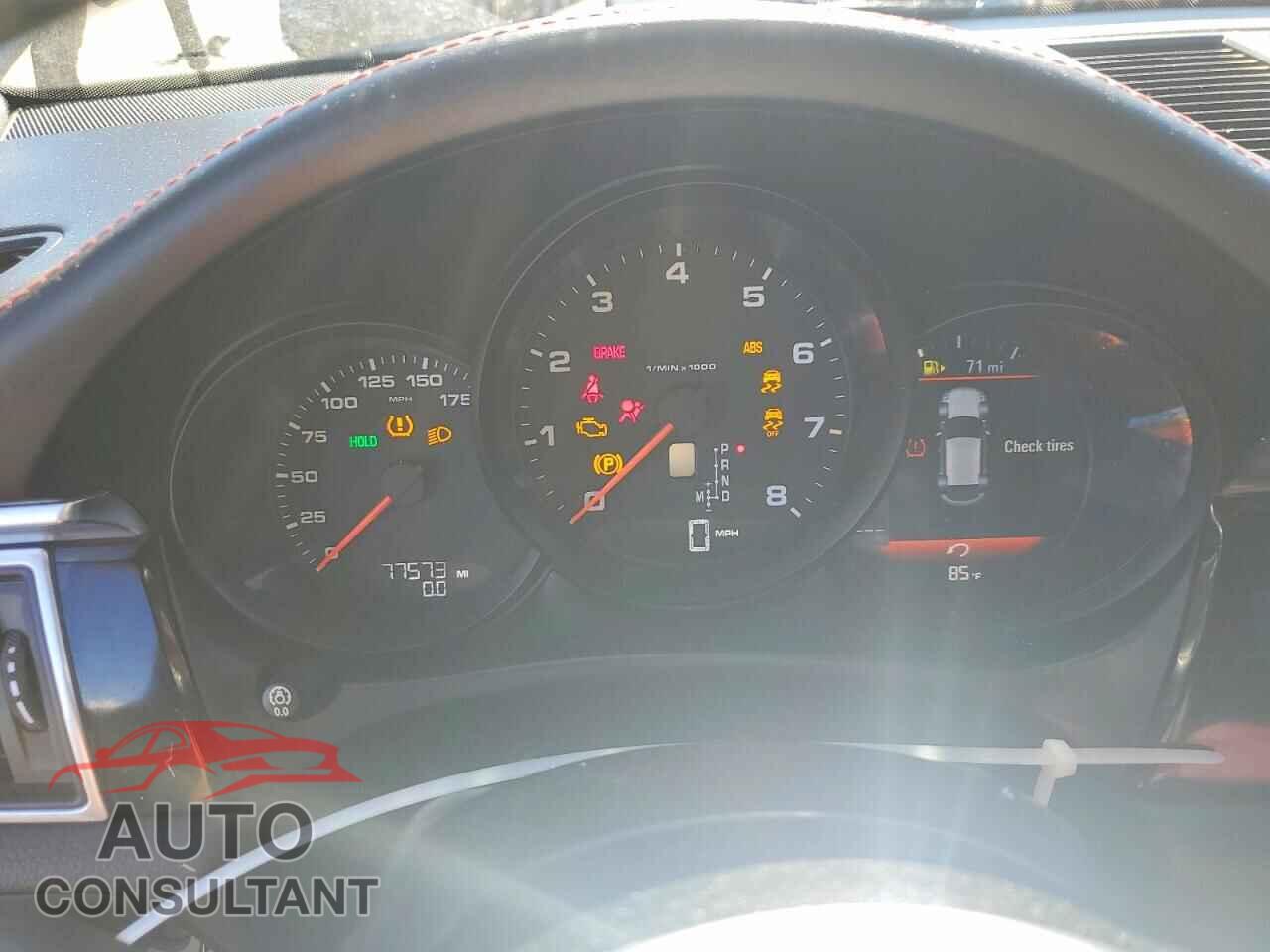 PORSCHE MACAN 2018 - WP1AA2A57JLB00828