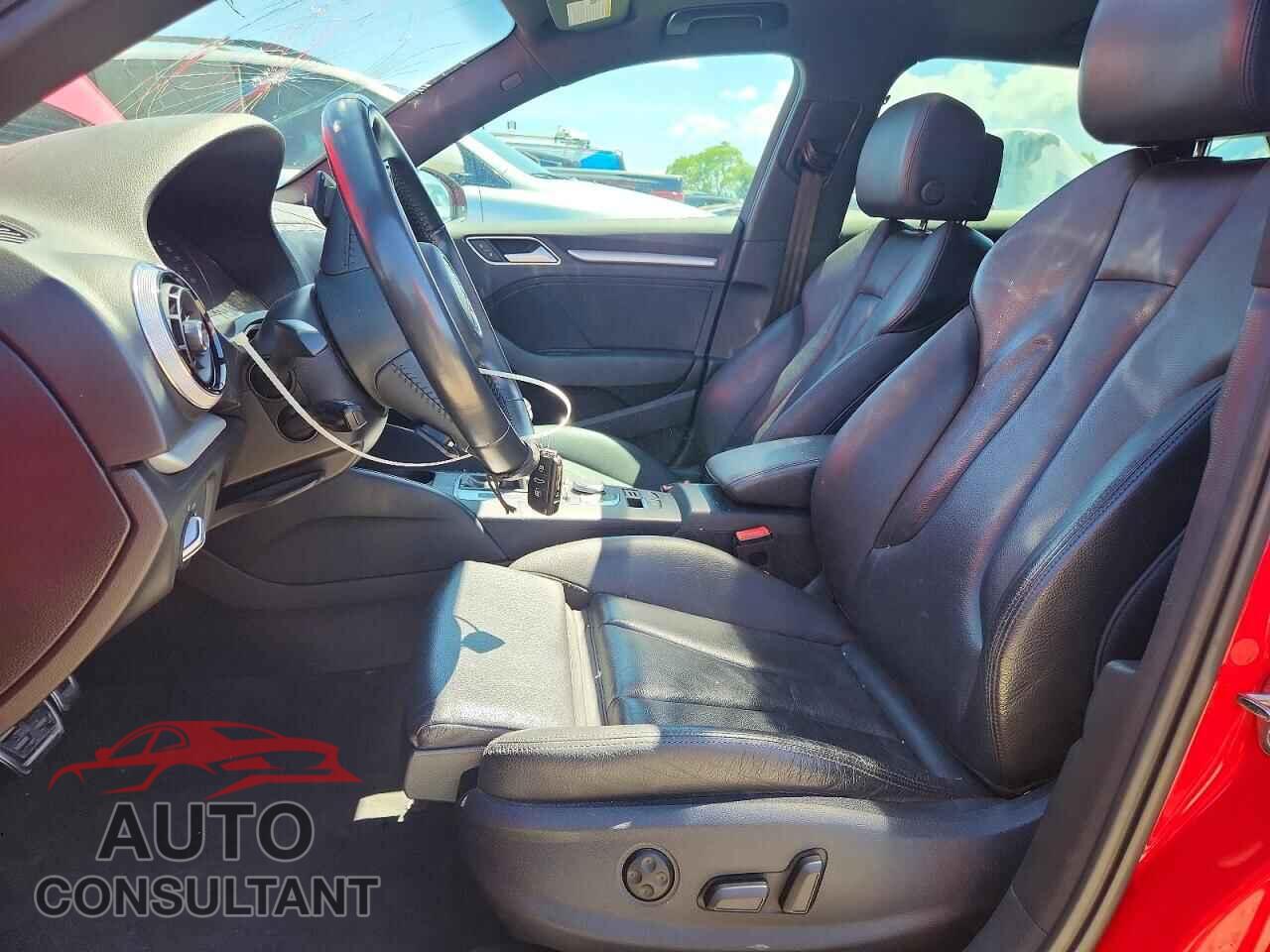AUDI A3 2018 - WAUUPBFF8JA082010