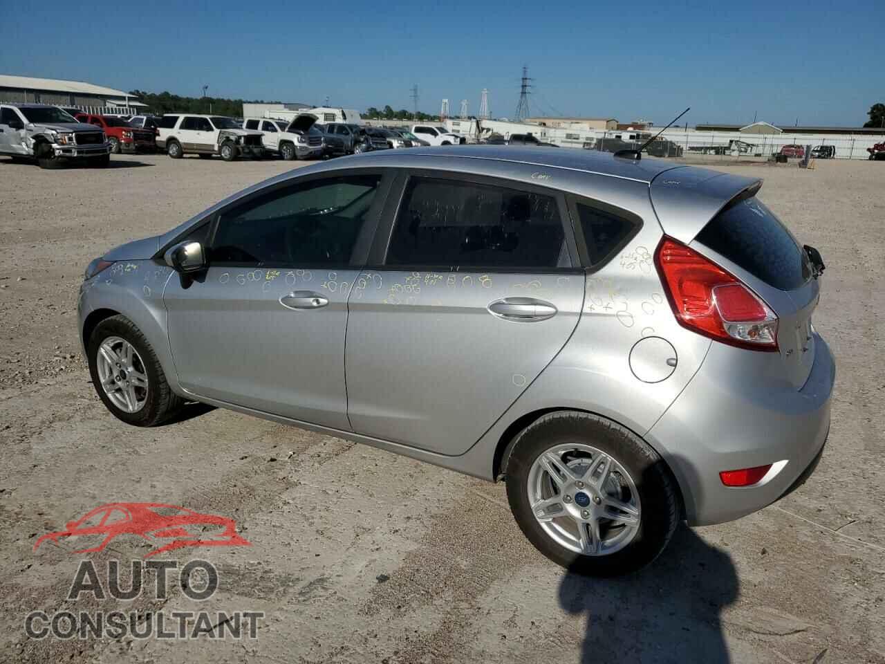 FORD FIESTA 2019 - 3FADP4EJ0KM129626