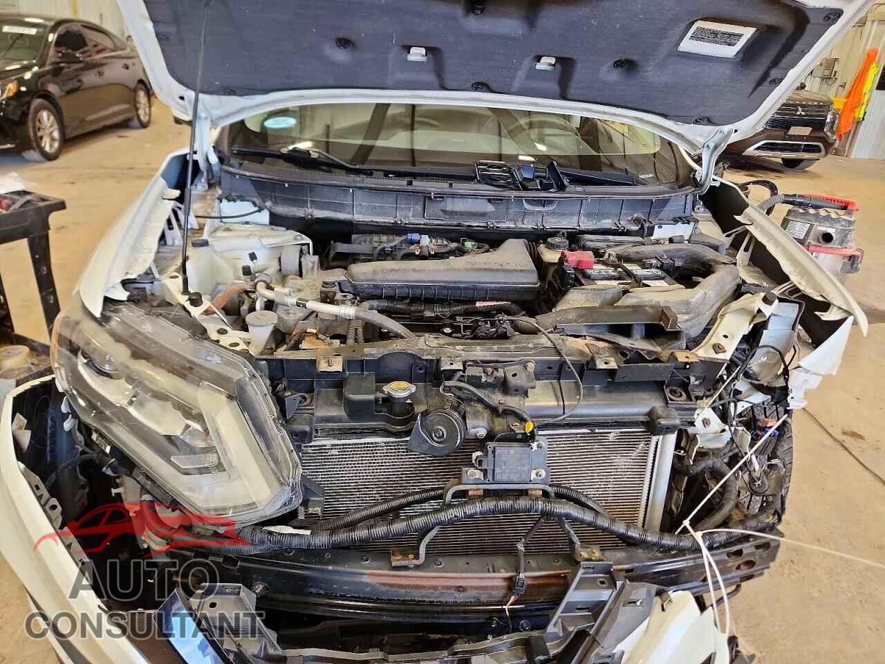 NISSAN ROGUE 2017 - 5N1AT2MV7HC846273