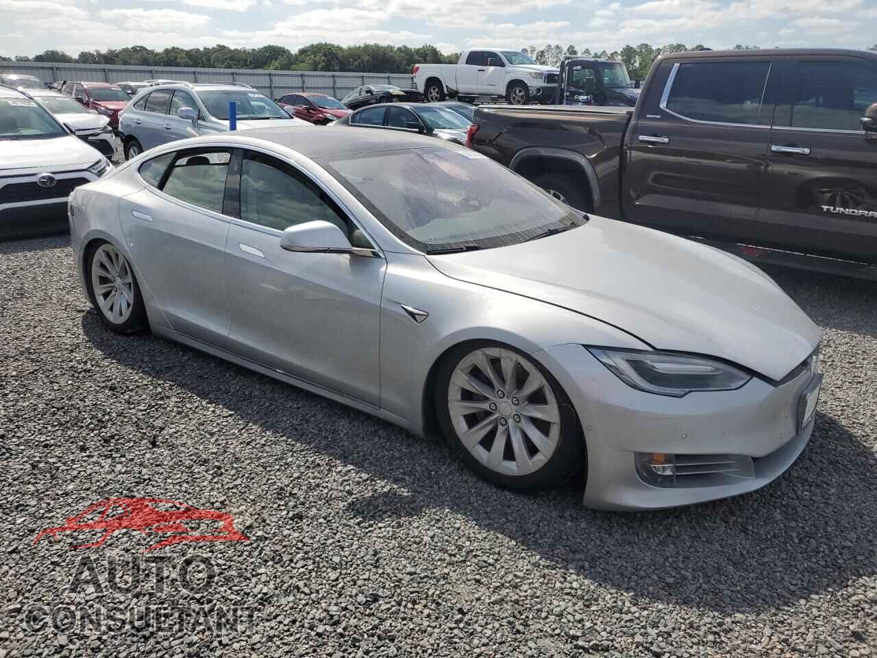 TESLA MODEL S 2017 - 5YJSA1E13HF219724