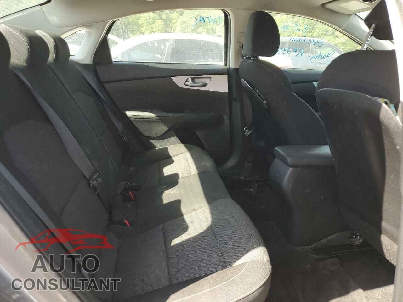 KIA FORTE 2022 - 3KPF24AD1NE472929